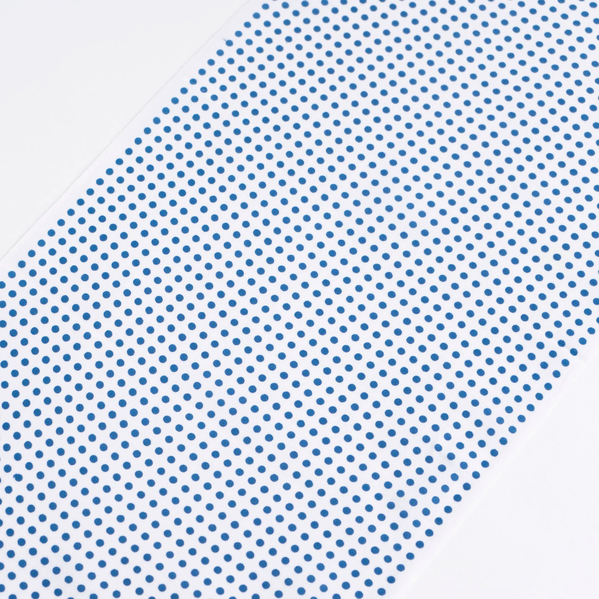 Tenugui mit blauen Punkten