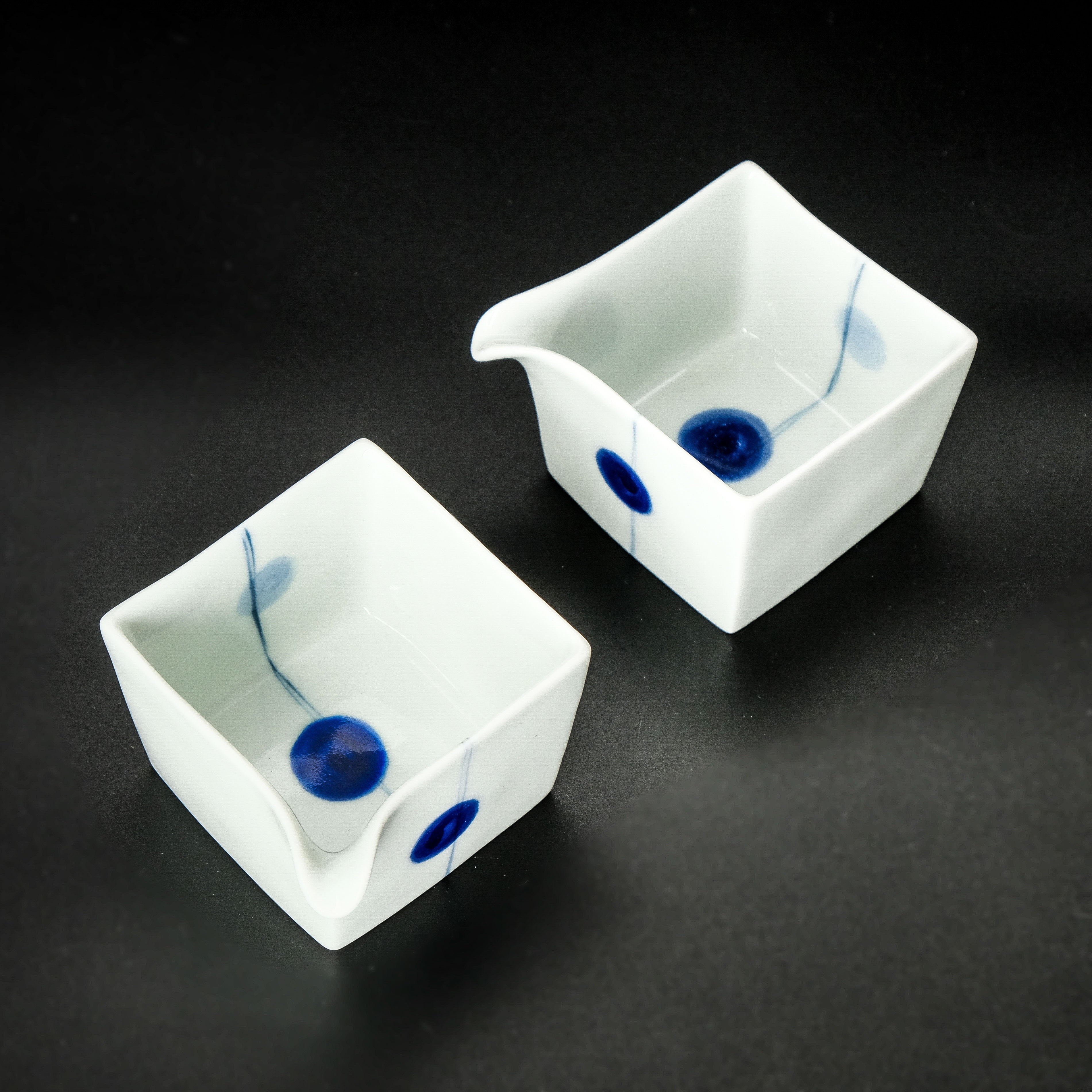 Porzellankännchen Aodama (Blaue Kugeln)