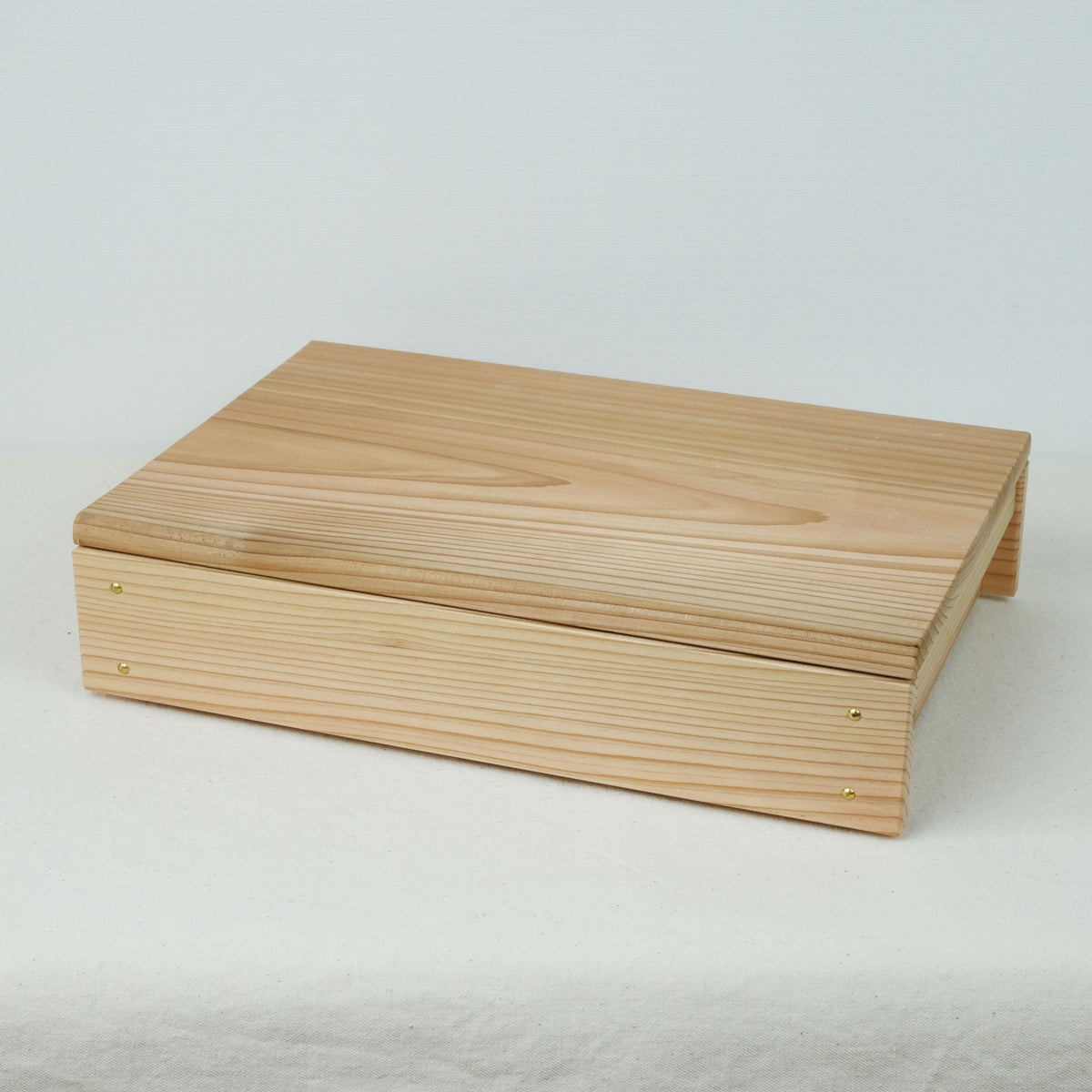 Kästchen aus Zedernholz