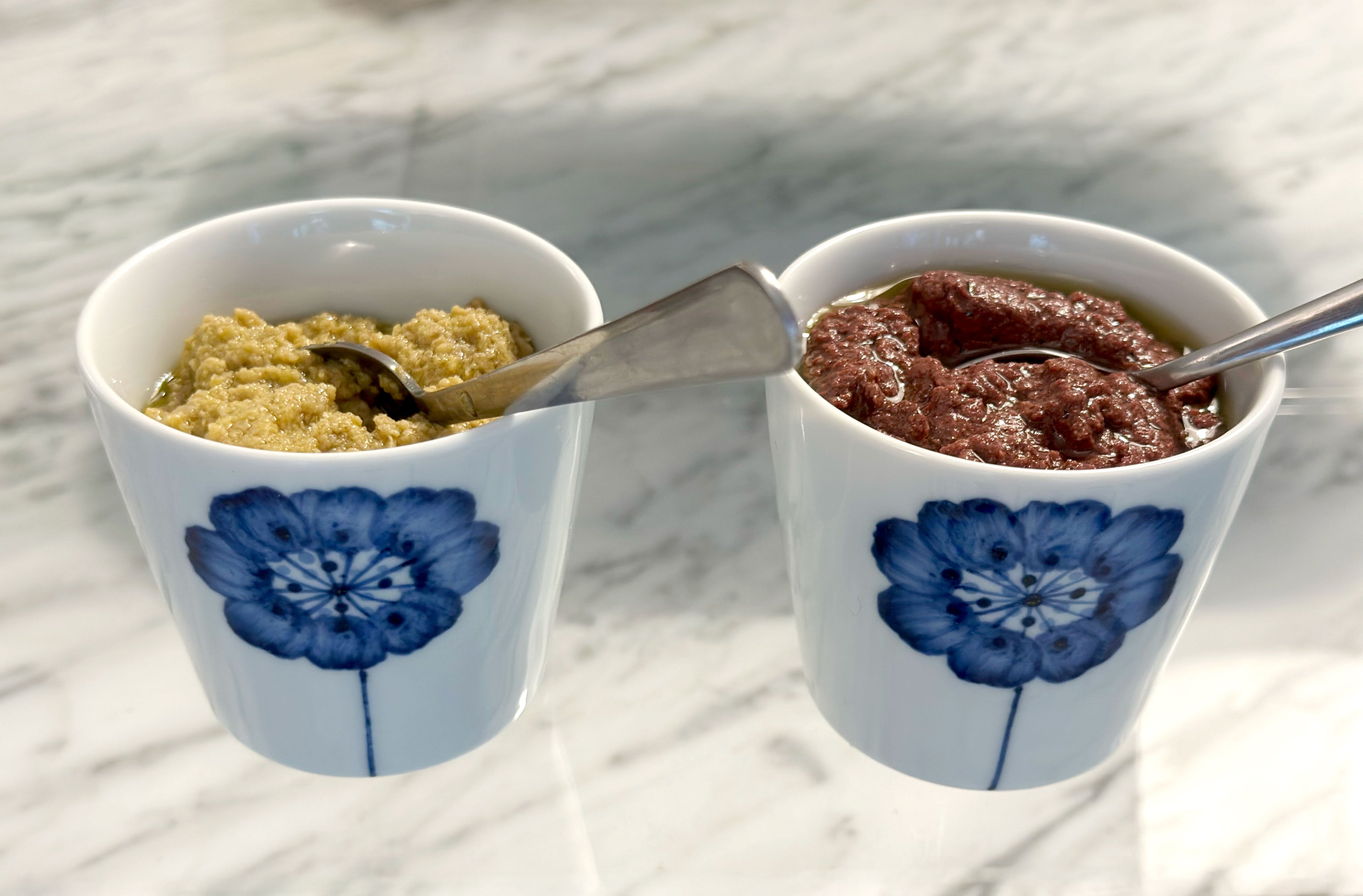 Soba Choko Blaue Blume
