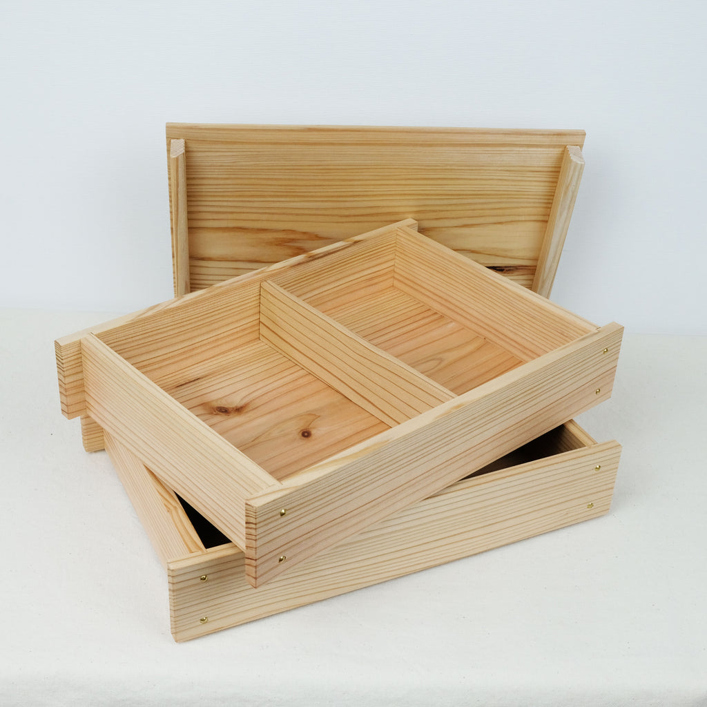 Stapelbox aus Zedernholz