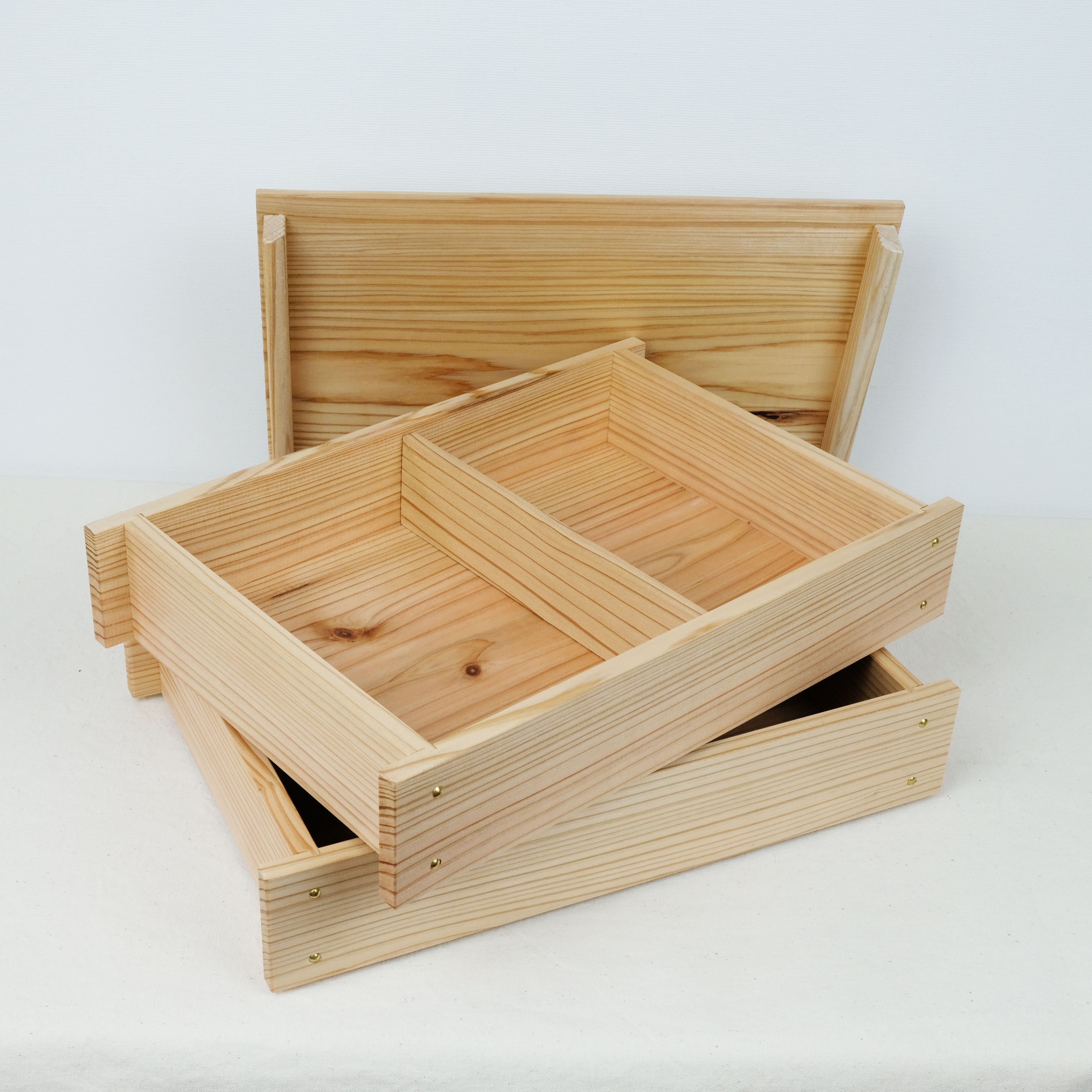 Stapelbox aus Zedernholz