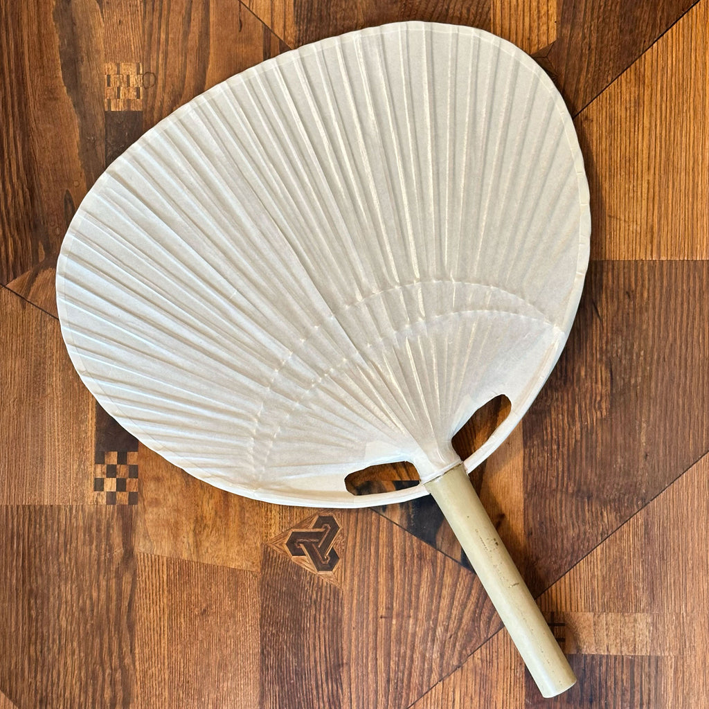 Breiter Uchiwa, lackiert